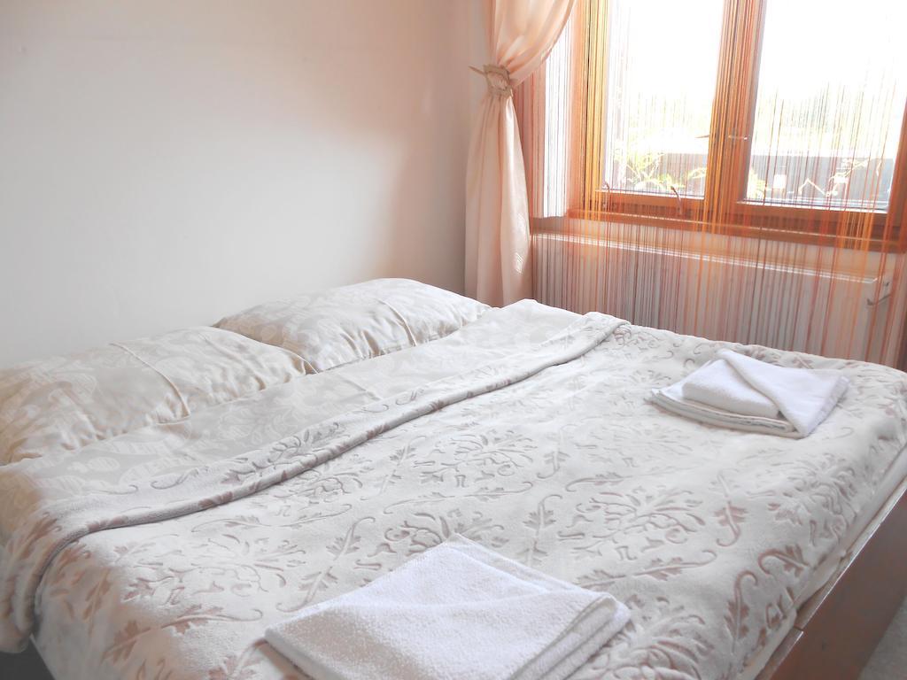 White Rabbit Hall Hotel Poděbrady Kamer foto