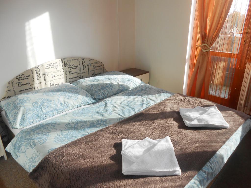 White Rabbit Hall Hotel Poděbrady Kamer foto